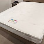 Mattress, King size It is a king-size mattress in great condition N7