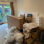 Cardboard, polystyrene, TV box 5 boxes of cardboards, bag and several pieces of polystyrene, TV cardboard box with polystyrene inside, 3 packs of plastic packaging, box of paper waste and box of plastic hangers. easy access, not heavy, we will bring it all to a front door. KT12