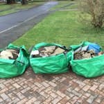 3 bags soil and waste 3 bags 95% soil with 5% rubble and builders waste, some plastic. RH9