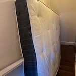 King size mattress king size mattress, old/stained so not reusable, for disposal only N4
