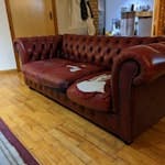 three old sofas three sofas need collecting asap, can be reused if wanted but have significant damage.

1st floor move, no lift, stairs. but can help in shifting. not heavy E2