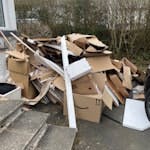 old doors and cardboard boxes this is DIY rubbish. 14 doors with handles etc still on and general rubbish like cardboard boxes (not folded so load looks bigger than it should) one chair G76